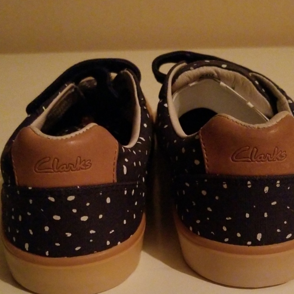 Shoes - Picture 2 of 3